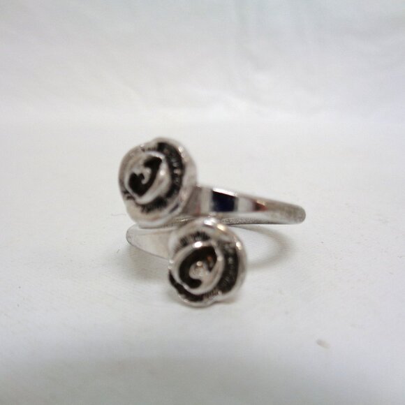 Sarah Coventry Jewelry Lot Rings Pin Brooch Pendant Bracelet Necklace - Picture 3 of 15